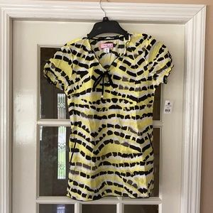 Women’s nursing uniforms